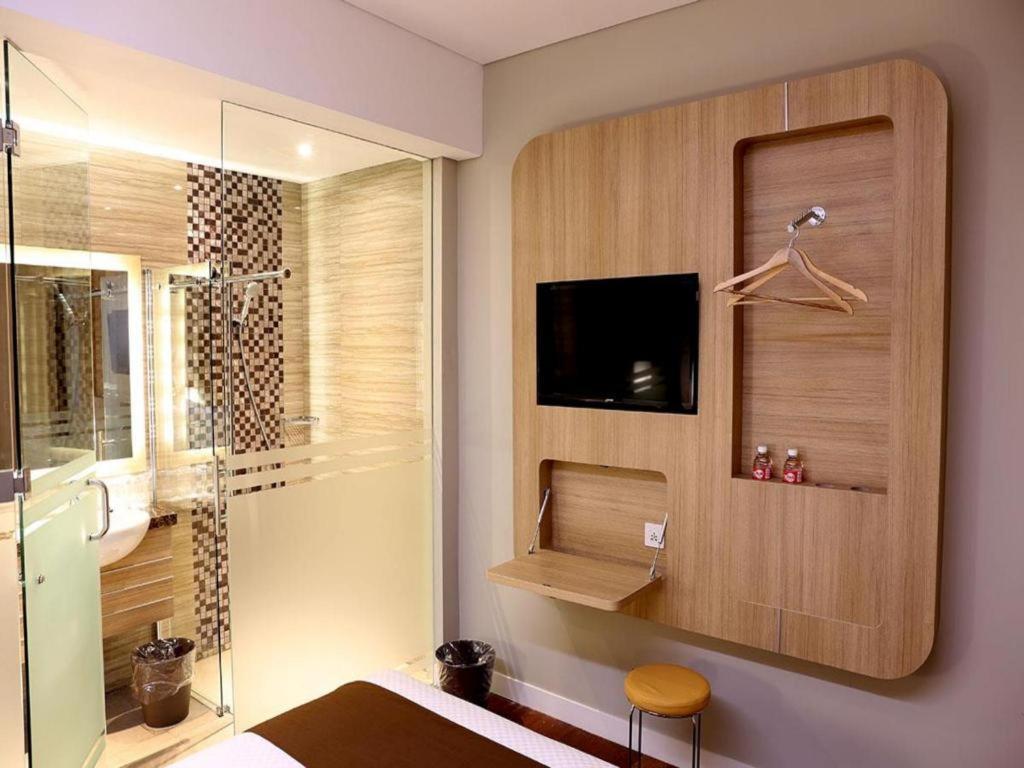 Grand Citihub Hotel @Kajoetangan Malang Esterno foto