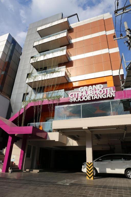 Grand Citihub Hotel @Kajoetangan Malang Esterno foto