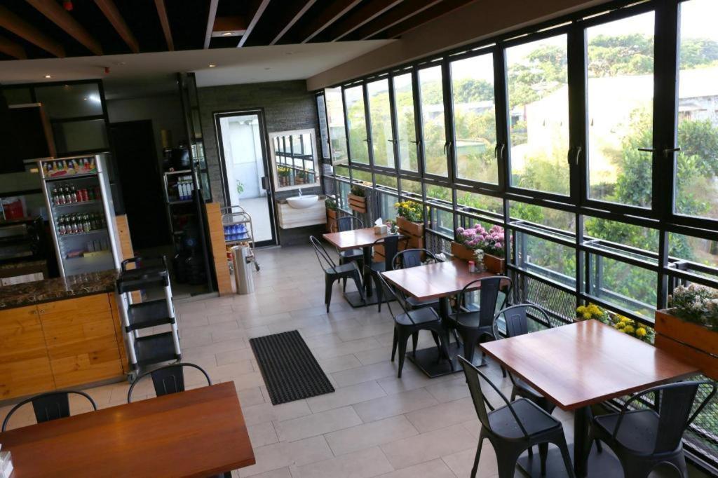 Grand Citihub Hotel @Kajoetangan Malang Esterno foto